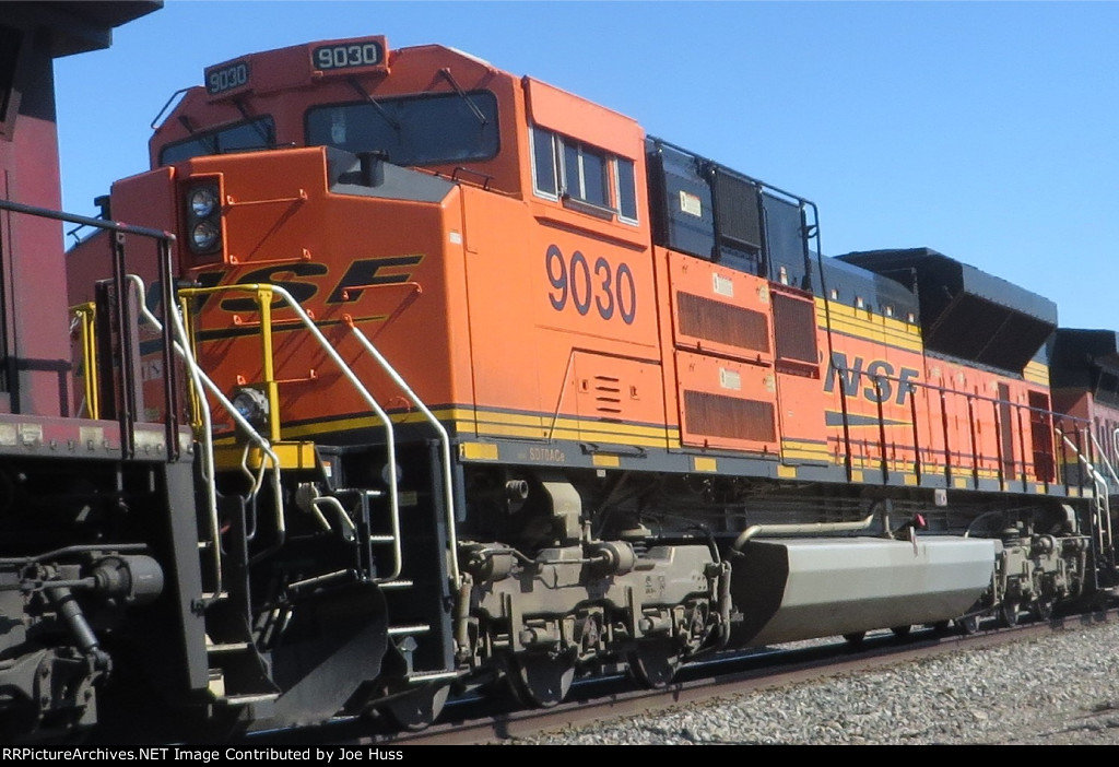 BNSF 9030